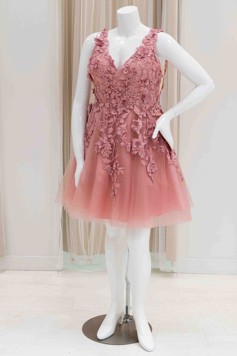 3D Flower Fit and Flare Cocktail Dress in Mauve