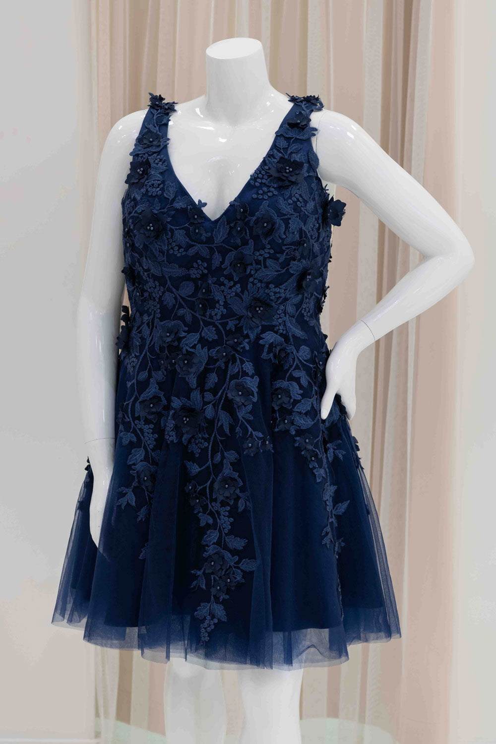 Leaf Applique Cocktail Dress in Navy Blue