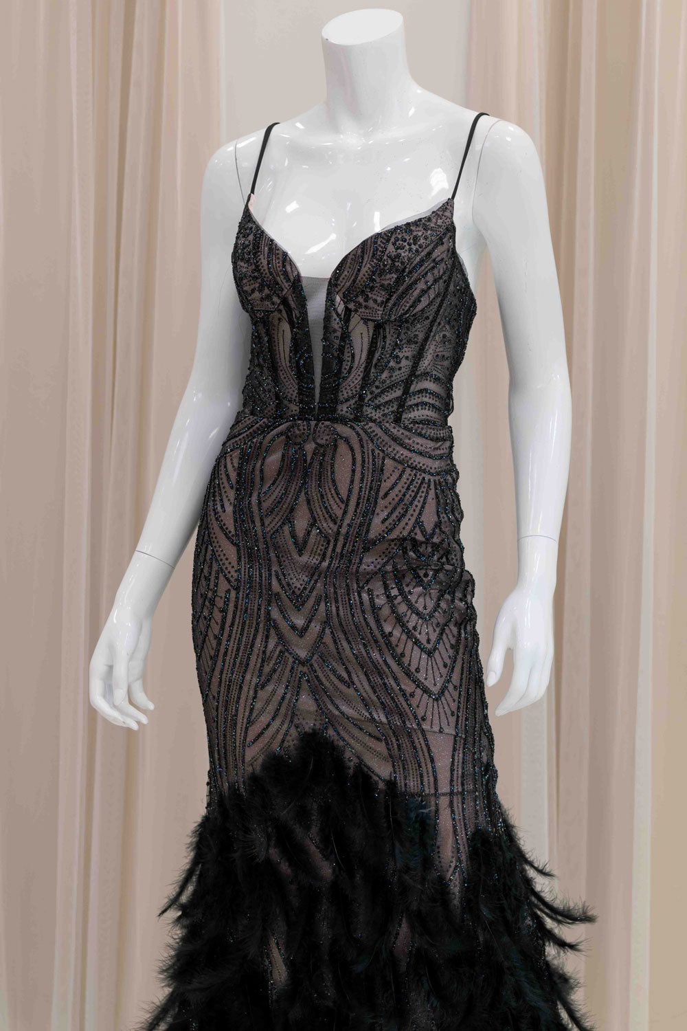 Mermaid Feather Prom Dress in Black