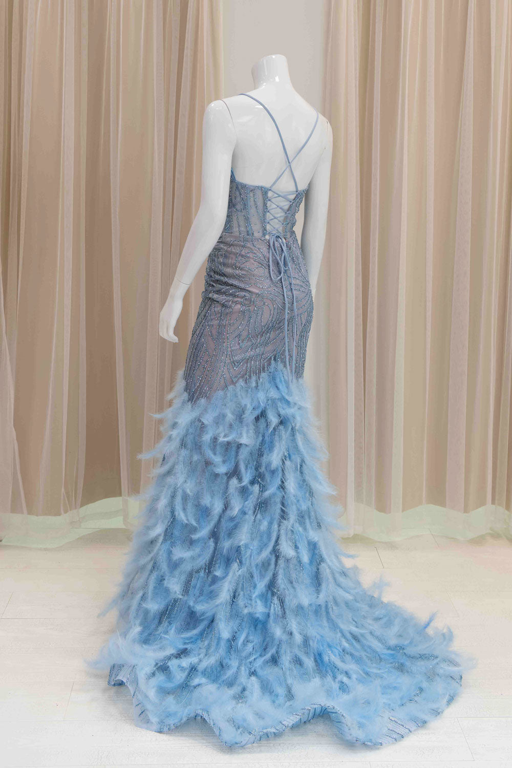 Sexy Prom Mermaid Gown with Feather Train