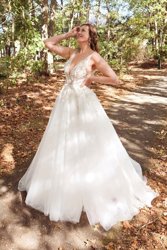 Applique Bodice Tulle Wedding Dress