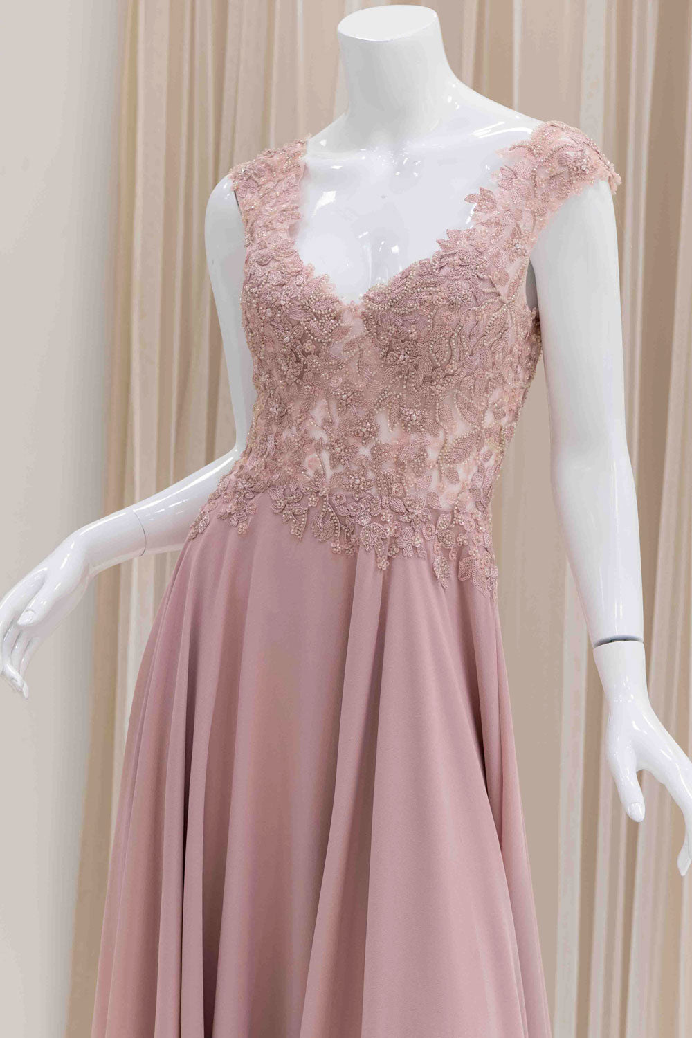 Bridesmaids Chiffon Dress in Pink