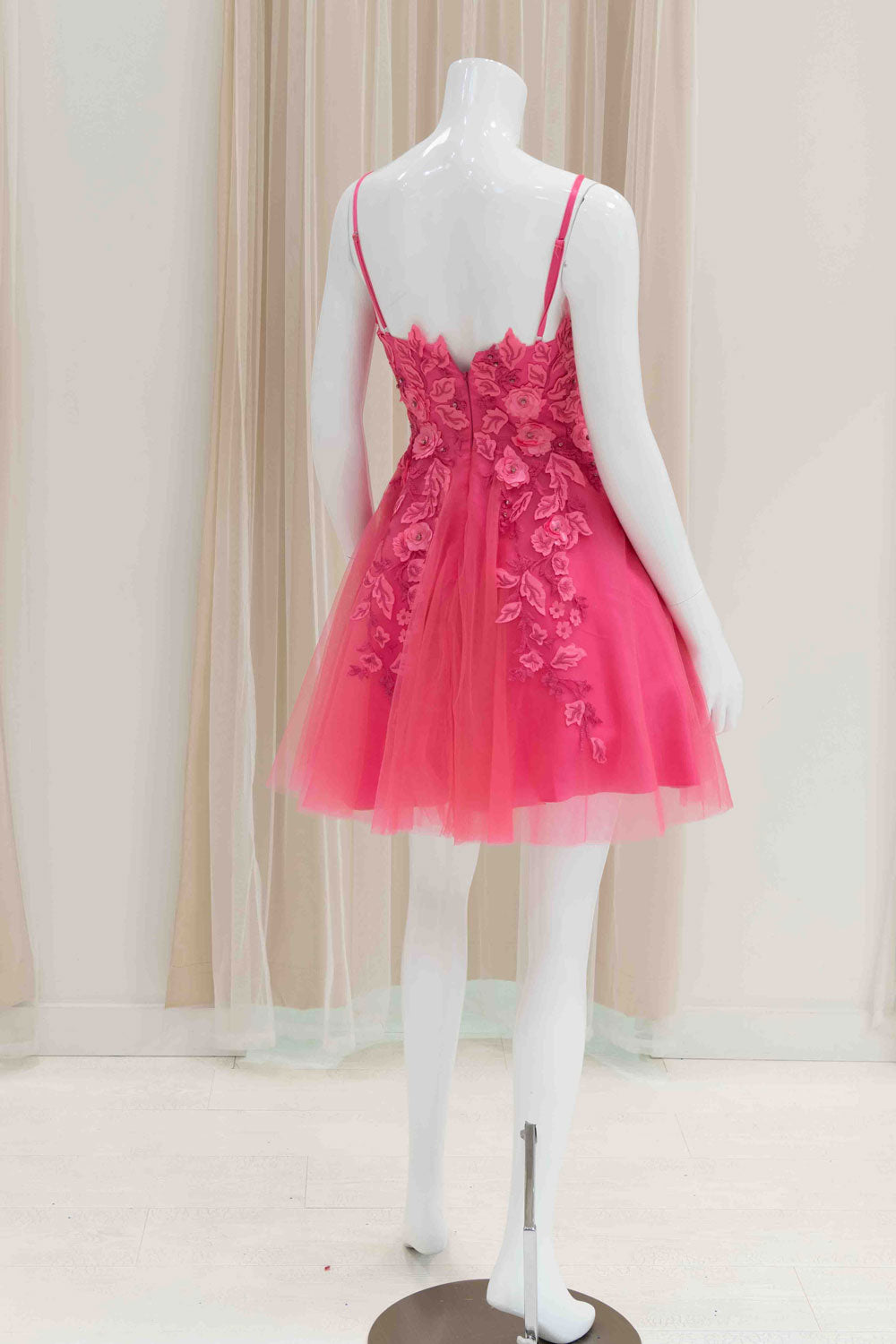 Short Fancy Dress for Graduation in Hot Pink