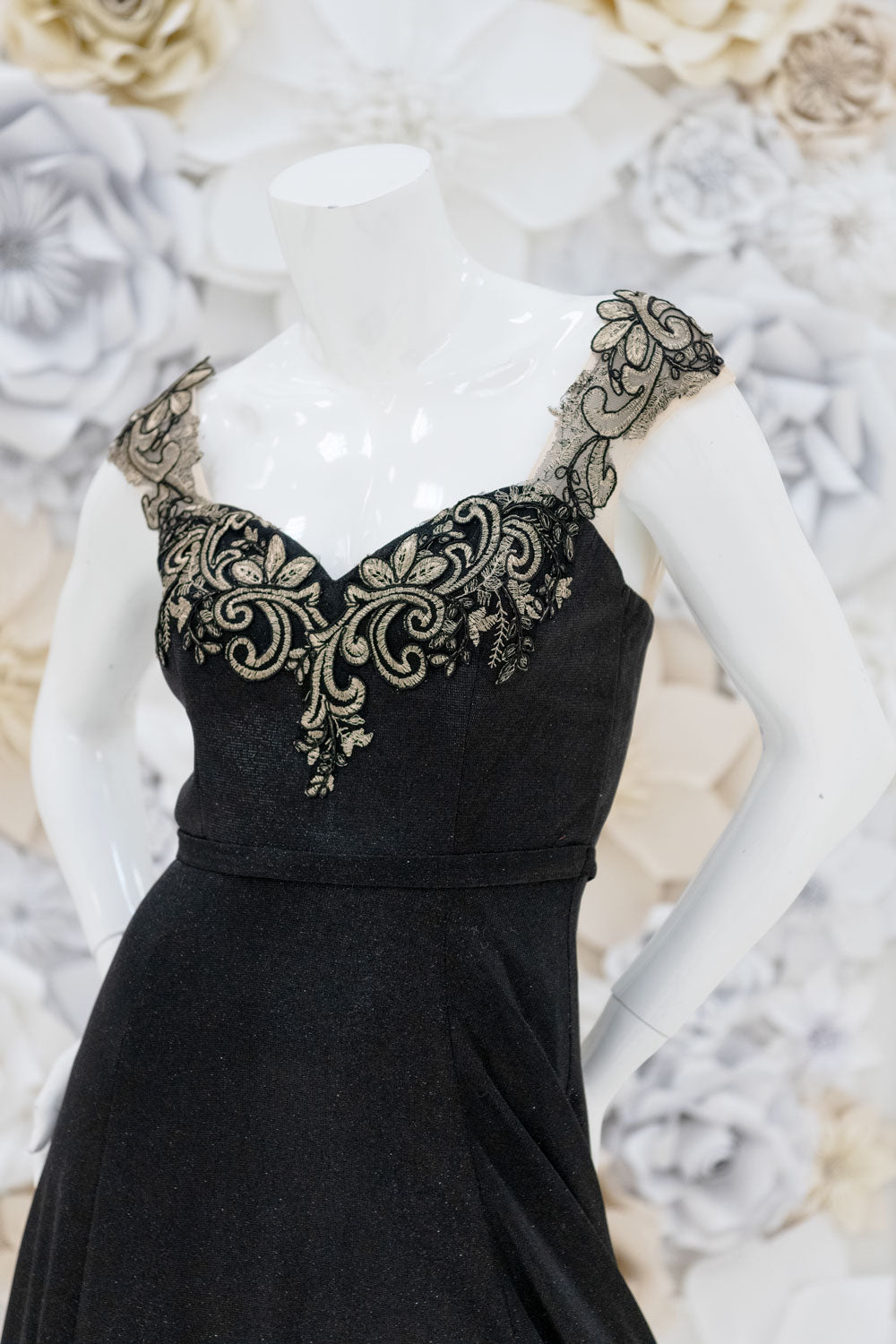 Aubrielle Shimmer Evening Gown in Black
