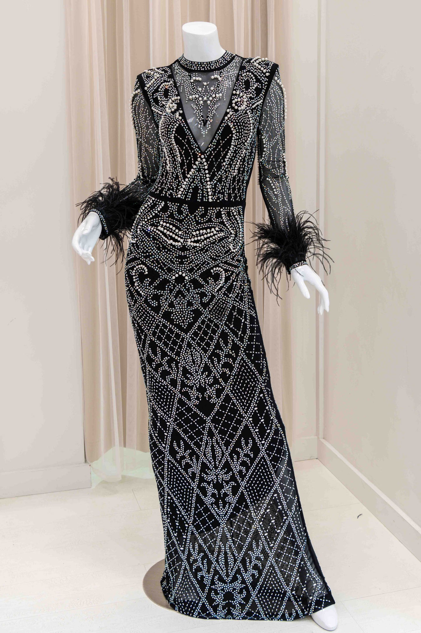 Dionne Long Sleeve Evening Gown in Black