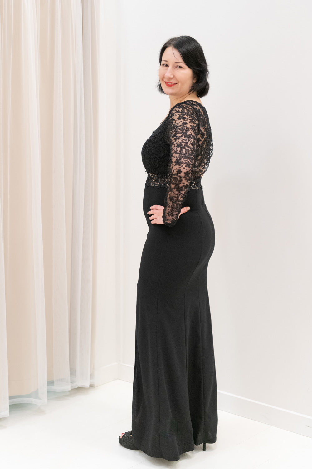 Long-Sleeve-Black-Evening-Gown-with-Slit