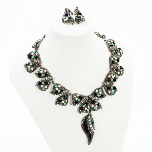Pretty Petals Statement Necklace Set