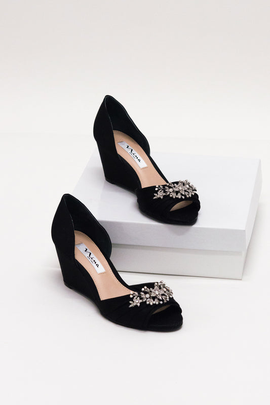 Emma Crystal Brooch Shoe in Black